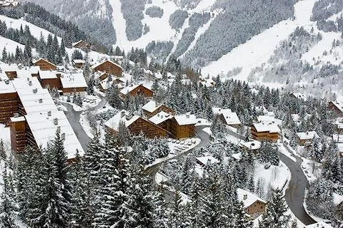 Chalet Muguet - Centre Of Village Location! Les Allues 0*,  France